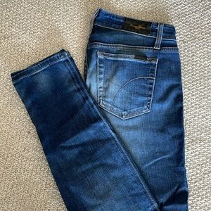 JOE’S The Skinny Vintage Reserve 1971 Mid Rise Medium Dark Wash